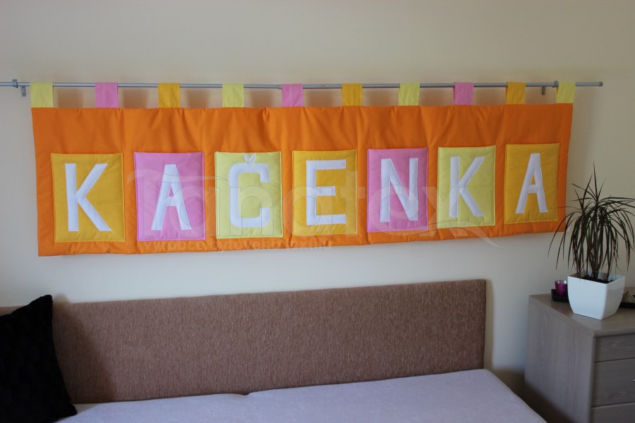 Kapsář se jménem- na zakázku KAČENKA